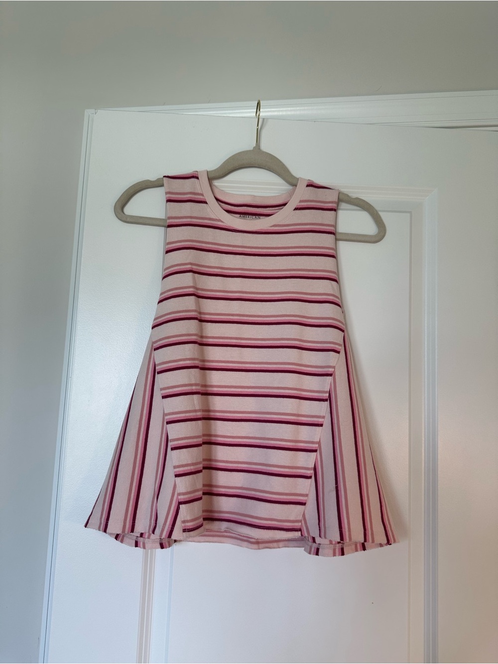 NWOT American Eagle pink and maroon striped tanktop Medium
